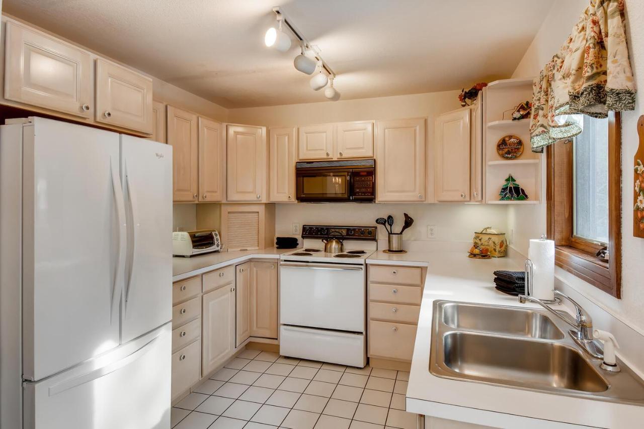 Pinecreek #F - 3 Bedroom - Close To Town - Shuttle To Slopes - Pool And Hot Tub Access Breckenridge Esterno foto